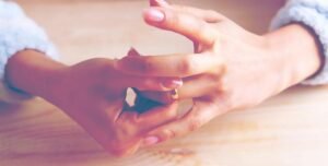 Quyền thăm nom khi không trực tiếp nuôi con