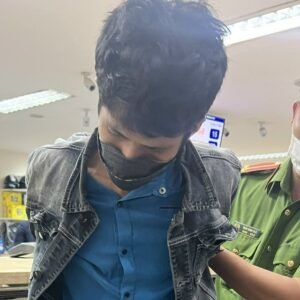 Đối tượng Trần Thanh Luân bị lực lượng chức năng bắt giữ. Ảnh: Công an tỉnh Đồng Tháp